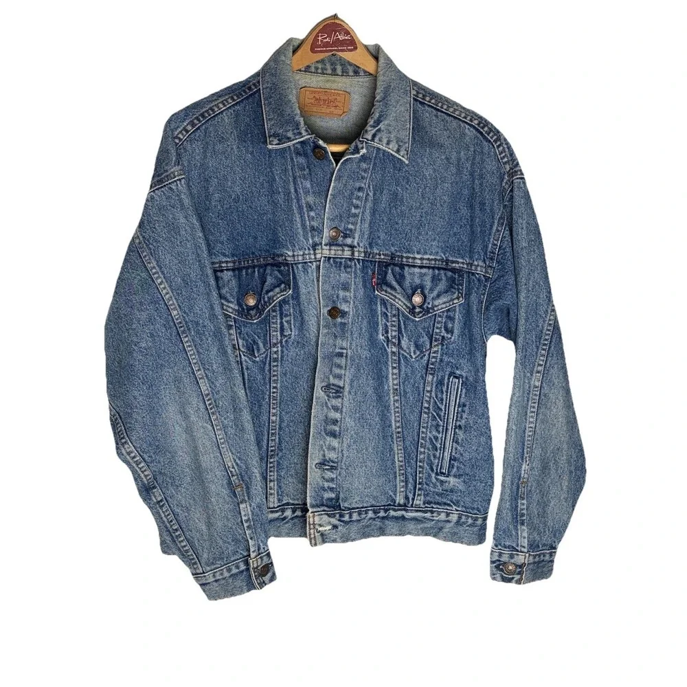 Vintage Levi's 70507 Denim Trucker Jacket USA Made Size L 23x27 Red Tab